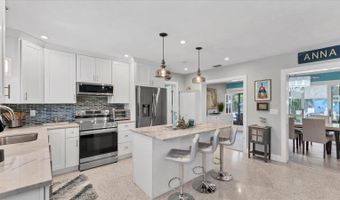 154 CRESCENT Dr, Anna Maria, FL 34216