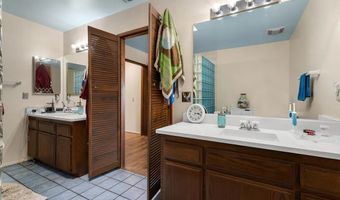 25980 Forest Dr, Escondido, CA 92026