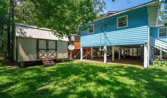 5052 Schira St, Bay St. Louis, MS 39520