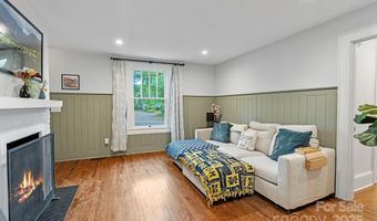 1933 Thurmond Pl, Charlotte, NC 28205