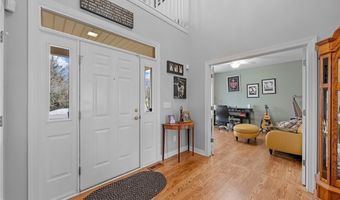 585 Burgess Cir, Aurora, OH 44202