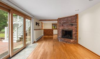 11 Farrwood Dr, Andover, MA 01810