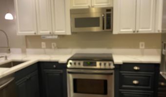 915 C St SE, Washington, DC 20003