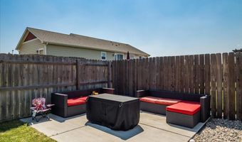 615 APRICOT St, Cheyenne, WY 82007