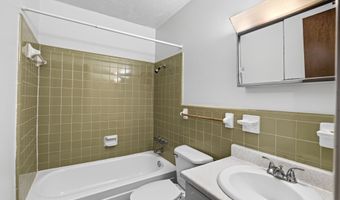 7604 Marathon Dr, Biloxi, MS 39532