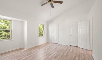 3733 ROXBURY Ln, Alexandria, VA 22309