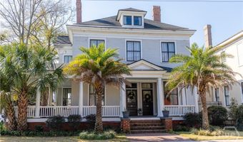 201 W 33rd St, Savannah, GA 31401