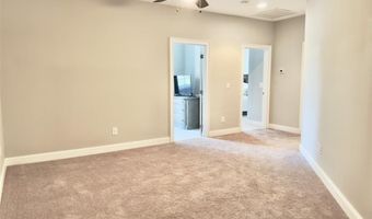 1718 W FARMVILLE Rd, Auburn, AL 36830