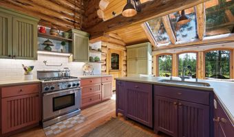 56648 Lunar Dr, Bend, OR 97707