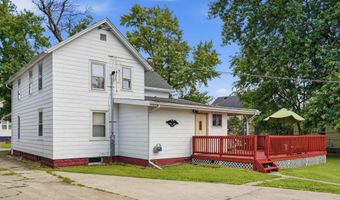22 N Metcalf Ave, Amboy, IL 61310