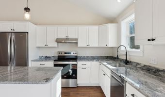 1540 Foxes Ridge Rd, Acton, ME 04001