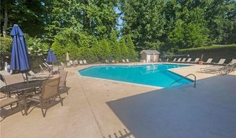 806 Brighton Pt, Atlanta, GA 30328