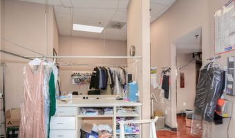 8018 E Santa Ana Canyon Rd, Anaheim, CA 92808