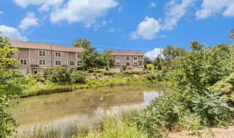 1017 Bluestem Ln, Ann Arbor, MI 48103