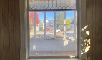 237 MILL St, Algoma, WI 54201