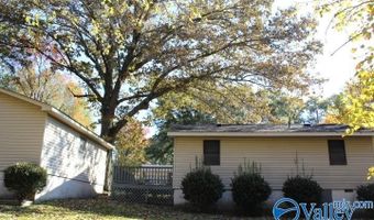 1011 9th St NW, Arab, AL 35016