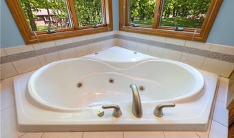 N3880 ANITA WIECKERT Road, Appleton, WI 54913