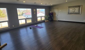 300 W Hickory St 302 W Hickory St., Apple River, IL 61001