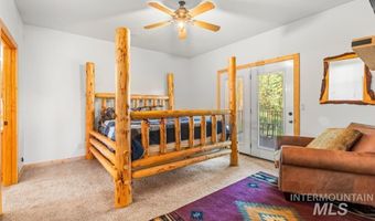 10389 Gamann Dr, Cascade, ID 83611
