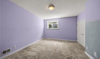875 Cascades Dr, Aurora, OH 44202