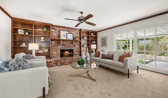 465 S Country Hill Rd, Anaheim, CA 92808