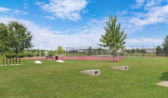 1056 Dana Ct, Antioch, IL 60002
