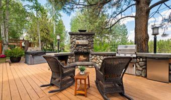 56648 Lunar Dr, Bend, OR 97707