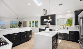 703 Avenida Presidio, San Clemente, CA 92672