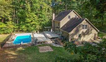 5681 Springhollow Ct, Avon, IN 46123