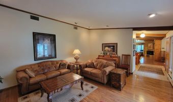 1314 N 3rd St, Aberdeen, SD 57401