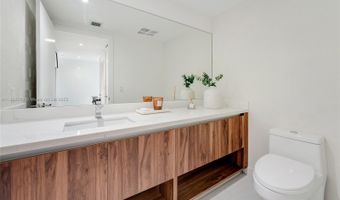 9901 W Bay Harbor Dr 406, Bal Harbour, FL 33154