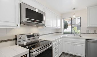 5715 Baltimore Dr 9, La Mesa, CA 91942