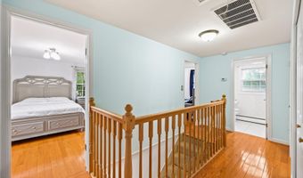 48 Cambridge Dr, Aberdeen, NJ 07747