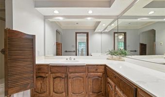 7220 Tucker Dr, Weatherford, TX 76085