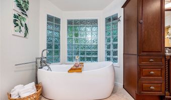 1408 Auwaiku St, Kailua, HI 96734