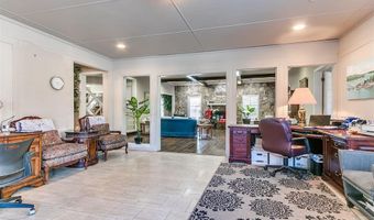 8101 Brownsville Ln, Bethany, OK 73008