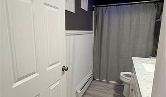 380 Sunset Ave 12, North Providence, RI 02904