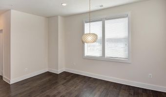 44858 TIVERTON Sq, Ashburn, VA 20147