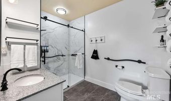 3308 Airport Ave, Caldwell, ID 83605