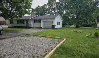 1115 S Carnation Dr, Aurora, MO 65605