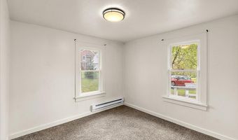 47 Wayne St, Allegan, MI 49010