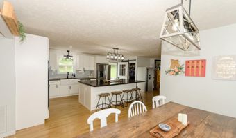 4580 Lakeshore Dr, Bean Station, TN 37708