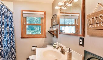 2018 4th Ave NE, Austin, MN 55912