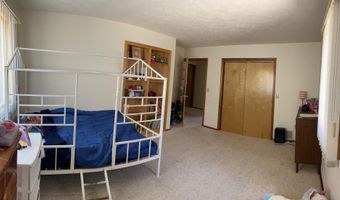 1913 Wayside Ln, Ava, MO 65608