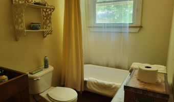 318 Chesterfield St N, Aiken, SC 29801