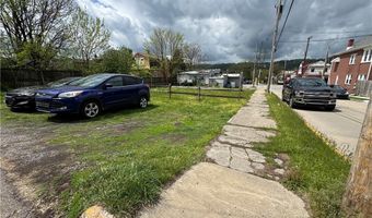 1598 Duss Ave, Ambridge, PA 15003