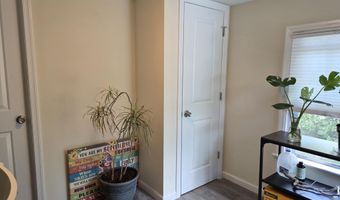 107 Redwood Dr, Barnegat, NJ 08005