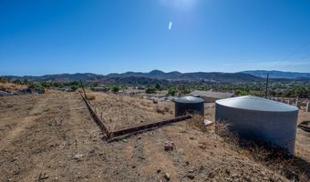 9555 Hierba Rd, Agua Dulce, CA 91390