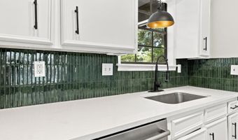 101 Boxwood Pl, Brandon, MS 39047