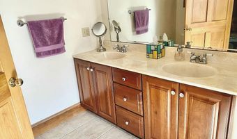 199 Main St, Belfast, ME 04915